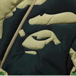 Chaqueta Acolchada con Estampado 3D para Hombre, Invierno 2025, Diseño Impermeable de Mezcla de Poliéster/Algodón, Resistente al Viento, Logotipo Metálico Negro - Product Image 2