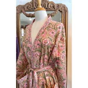 Peignoir Kimono Oriental Doux et Tissé, Taille Élastique, Fermeture Boutonnée, Taille Unique pour la Maison, Demoiselle d'honneur, Mariée - Product Image 1