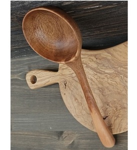 ช้อนไม้อินเดียแบบดั้งเดิมที่ทำจากไม้สะเดาที่มีคุณสมบัติต้านเชื้อแบคทีเรียที่สมบูรณ์แบบสำหรับการทำอาหารแกงข้าวและสตูว์ - Product Image 3