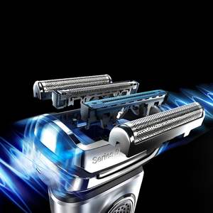 Afeitadora Eléctrica de Lámina para Hombre Braun Serie 9 9095CC, Uso en Seco y Húmedo, con Cargador Clean & Renew, Recargable e Inalámbrica - Product Image 4