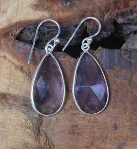 Pendientes de Plata de Ley con Cuarzo Iolita, Piedra de Nacimiento de Diciembre, Gema Natural, Joyería Hecha a Mano, Regalo - Product Image 1