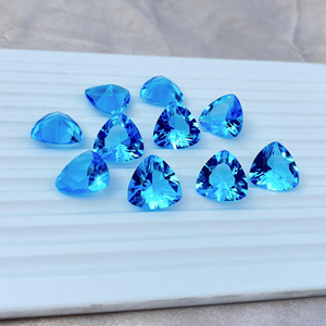 Collection tendance en gros de trillions de quartz bleu suisse 14mm pierres précieuses calibrées en vrac créées en laboratoire - Product Image 3