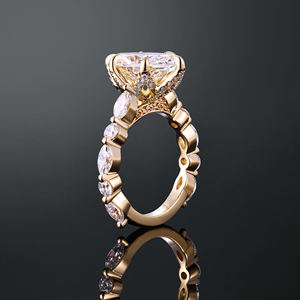 AMBER JEWELS Anillo de Compromiso Unisex de Plata 925 con Moissanita Corte Marquesa, Engaste Pavé, Estilo Clásico - Product Image 3