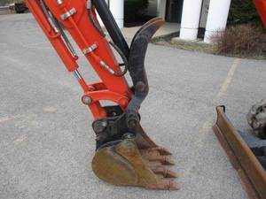 Miniexcavadora Compacta KX71 3 2021: Equipo Confiable y Eficiente para Uso Profesional - Product Image 6