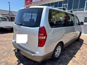 รถบัสฮุนได H-1 2.4 GLS ปี 2010 มือสอง พวงมาลัยซ้าย/ขวา - Product Image 3