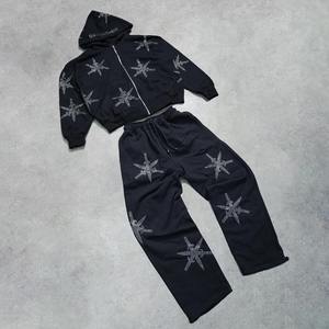 Jersey de invierno de tela ecológica de la más alta calidad unisex, ropa exterior con capucha de color negro, diamantes de imitación personalizables - Product Image 1