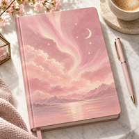 Carnet LABON personnalisé Cloudscape en similicuir rose poudré avec feuille d'or, motif lune et ciel, aquarelle pastel