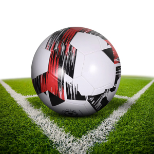 Balón de fútbol de PVC duradero de alta calidad, tamaño profesional 5, logotipo personalizable, EliteCraft, uso para adultos, entrenamiento, fútbol, estilo clásico - Product Image 1