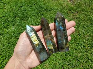 Vente en gros de pierres semi-précieuses brillantes en quartz naturel poli Labradorite Obélisque en cristal semi-précieux Guérison Feng Shui - Product Image 2