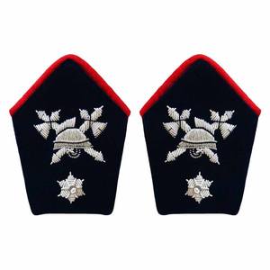 Insignia de Cuello de Alta Calidad con Botón de Presión de Latón, Rango de Cuello OEM, Corona en Alambre de Latón Dorado o Plateado - Product Image 6