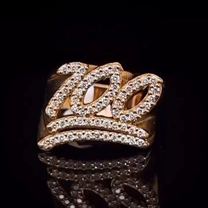 Vente chaude Design Fantaisie Entièrement Glacé Hip Hop Rappeur Élégant 14 KT Or Blanc Massif Coupe Ronde Moissanite Bague en Diamant pour Hommes - Product Image 1