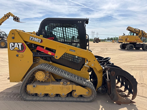 รถตักล้อยาง Caterpillar 239D รุ่นปี 2023 น้ำหนัก 200 ตัน พร้อมจำหน่ายชิ้นส่วนแกนกลางที่ใหม่เอี่ยม - Product Image 2