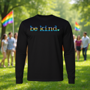 Camiseta de Manga Larga Be Kind, Orgullo Gay, LGBTQ, Transgénero, Orgullo Trans, Aliado Orgulloso, Camisetas Promocionales - Product Image 3