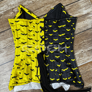 Corsé de Satén con Estampado de Murciélagos Negros y Amarillos para Mujer, Disfraz Gótico de Halloween, Corsé de Cosh International - Product Image 5