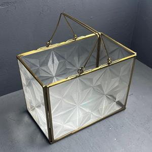 Votive décorative en laiton et verre/miroir utilisée pour les produits de bijouterie / vitrine et stockage Fournisseur de vitrines et de stockage en provenance d'Inde - Product Image 1