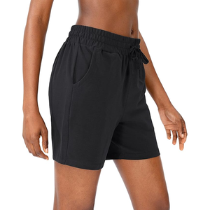 Pantalones cortos de mujer de alta calidad con bolsillos laterales Nuevo diseño Algodón transpirable Patrón de comodidad básica Técnicas lavadas personalizables - Product Image 3