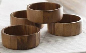 Bol en bois naturel artisanal avec finition lisse, idéal pour les salades, les fruits, les collations, les pâtes, décoration rustique pour la salle à manger ou la cuisine. - Product Image 2