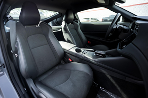 Nissan Z Performance 2023, Asientos de Cuero Negro, Caja de Cambios Automática, Título Limpio, Sin Accidentes, con Bajo Kilometraje - Product Image 6