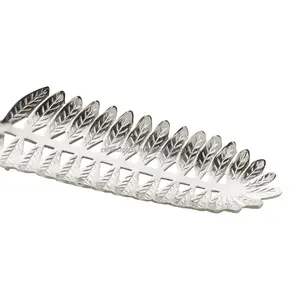 Plateau en métal élégant pour table à manger, aluminium de qualité supérieure, décoratif, fait main, moderne, salon, Noël, multifonctionnel - Product Image 4