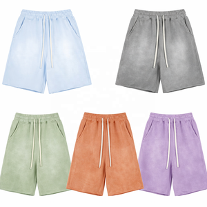 Pantalones cortos de baloncesto sublimados personalizados para hombre, estilo urbano, transpirables, 100% algodón, lavados con ácido, con cordón ajustable en la parte delantera. - Product Image 1