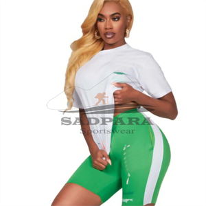 Tenues d'été en coton T-shirts et ensembles courts pour femmes Ensembles de shorts de motard assortis en deux pièces élégants Shorts personnalisés pour femmes - Product Image 1