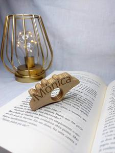 Sujeta Libros de Madera Hecho a Mano para Leer con una Sola Mano, Soporte Ergonómico para Páginas de Libros, Revistas y Libros de Texto - Product Image 6