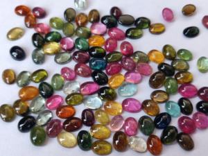 Tourmaline Naturelle Multicolore Ovale 4x6mm Cabochon Qualité Supérieure-Tourmaline Multicolore Lâche - Product Image 5