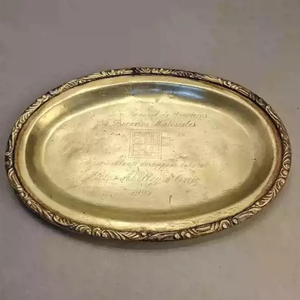 Plateau de service en laiton fabriqué à la main avec des motifs uniques parfaits pour les collectionneurs et les intérieurs artistiques - Product Image 2