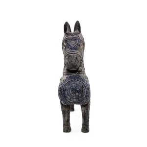Precio adecuado Caballo de madera con brocado Tela de cera dibujada a mano en Color gris Jackfruit Material de madera hecho en Vietnam - Product Image 1