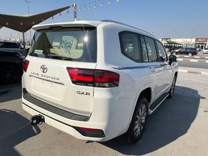 Toyota Land Cruiser 2025 GXR 4.0L/V6 Volante a la Izquierda 200-250 CV 400-500 Nm - Product Image 3