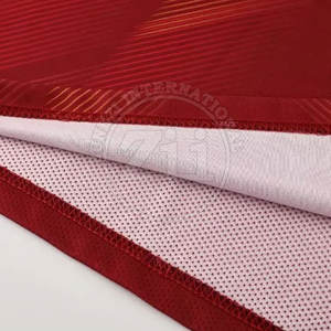 Uniforme de Fútbol para Adultos Transpirable de Nuevo Diseño con MOQ Bajo, 100% Poliéster, Etiqueta Privada, Servicio Personalizado OEM - Product Image 6