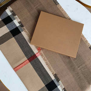 เสื้อโค้ทผู้หญิงผ้าโพลีเอสเตอร์อเนกประสงค์, สีทึบแบบดั้งเดิม - Product Image 3