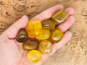 Pierre de Reiki irrégulière sculptée en fluorite jaune naturelle de qualité supérieure, 20-30 mm, pour la maison et le Feng Shui – Meilleure vente - Product Image 3