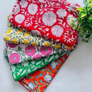 Juego de servilletas surtidas, servilletas impresas a mano, servilletas bohemias, servilletas de mesa de algodón mezcladas y combinadas, hechas a mano en la India - Product Image 1