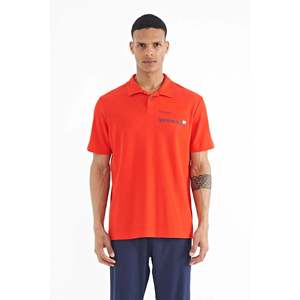 Camiseta Polo Tommylife para Hombre, Color Azul Marino, con Estampado de Letras, Corte Estándar - 88236 - FIESTA - Product Image 2