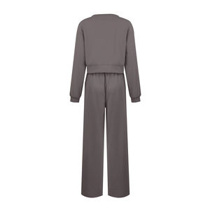 Sudadera corta hecha a medida y joggers, chándal de lujo, sudadera, conjunto de pantalones de chándal de 2 piezas, chándal para mujer - Product Image 3