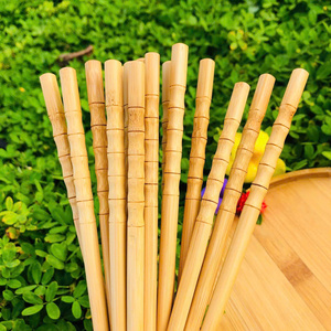 Baguettes Traditionnelles Asiatiques Réutilisables en Bambou, Sculptées à la Main, en Bois Naturel, Écologiques, Idéales pour Cadeau - Product Image 6