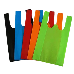 Sac fourre-tout réutilisable en PP non tissé, design T-shirt imprimé personnalisé, fabriqué en usine, recyclable, pour le shopping, les cadeaux et les courses - Product Image 1