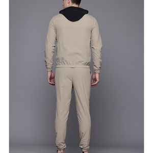 Chándal de nailon con cremallera de alta calidad OEM, chándal de gran tamaño de algodón holgado, conjunto de chándal con cremallera y logotipo personalizado - Product Image 6