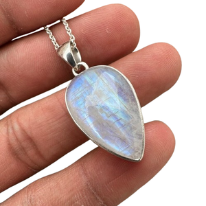 Colgante de estilo bohemio de plata hecho a mano, joyería de plata de ley 925, piedra lunar, piedra preciosa, colgante de tendencia, joyería para mujer, regalo para - Product Image 1