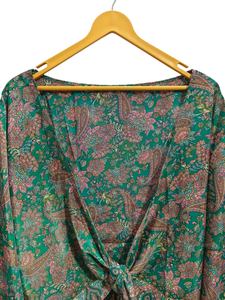 Top corto de manga acampanada Top de corbata de seda, Top indio hecho a mano, Top de verano con corbata frontal Hippie, Túnica de seda envolvente - Product Image 2