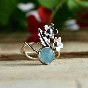 แหวนเงินอความารีนสุดหรูสำหรับผู้หญิงหินประจำเดือนเกิดอัญมณีกลมเล็กของขวัญสำหรับการหมั้น - Product Image 2