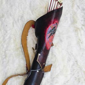 Carquois à flèches en cuir de haute qualité, sangle d'épaule réglable, confort pour une utilisation toute la journée, logo personnalisé imprimé, taille personnalisée - Product Image 4