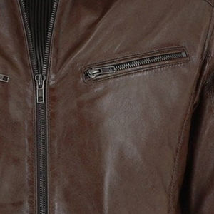 แจ็คเก็ตหนังแฟชั่นผู้ชายคุณภาพสูงจากโรงงานโดยตรงสำหรับฤดูหนาว พร้อมกระเป๋าข้างแบบกำหนดเอง 2 ช่อง - Product Image 5