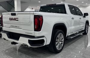 รถกระบะ GMC Sierra Denali 1500 ปี 2022 สีขาว มือสอง เครื่องยนต์เบนซินเทอร์โบ 6.1-8 ลิตร เกียร์อัตโนมัติ ล้อแม็ก R20 ไฟหน้า LED - Product Image 6