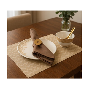 Nappe de table en coton biologique tissé 240GSM à franges beige certifiée GOTS fabriquée en Inde OEM ODM Décoration de salle à manger durable en gros - Product Image 6