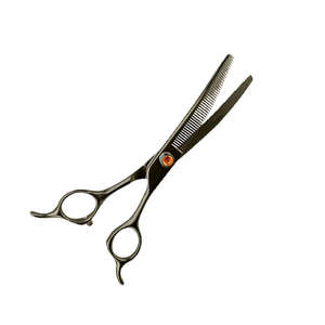 Tijeras de adelgazamiento de cabello profesional de acero inoxidable de 5-7 pulgadas con tecnología de rodillos y tijeras de peluquero en forma de aceite para uso en salón - Product Image 2