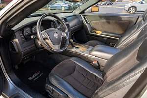 CADILLAC XLR-V 2007 d'occasion, conduite à gauche/droite - Product Image 3