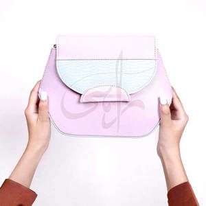 กระเป๋าถือผู้หญิงสไตล์ล่าสุด ผลิตโดยมืออาชีพ ดีไซน์สั่งทำพิเศษ หนังแท้ ทนทาน กันน้ำ ปิดด้วยกระดุม แฟชั่น - Product Image 6