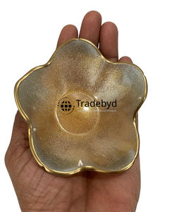 Bol en résine de luxe moderne au look artistique élégant pour la présentation et la décoration de table de qualité supérieure par Tradebyd - Product Image 3
